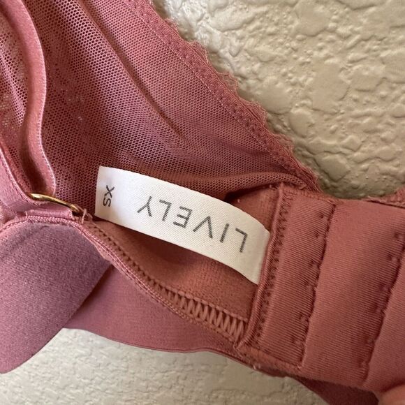 Lively Bralette Mauve Pink Lace Triangle Cups Xs Wireless - Picture 3 of 3